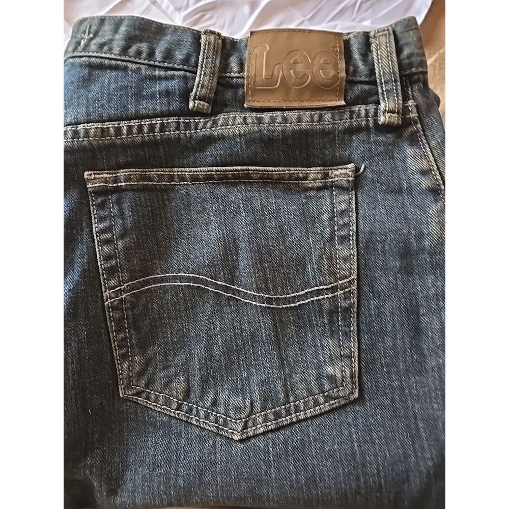 Lee Jeansโ Regular Fit Mens Size 38x32